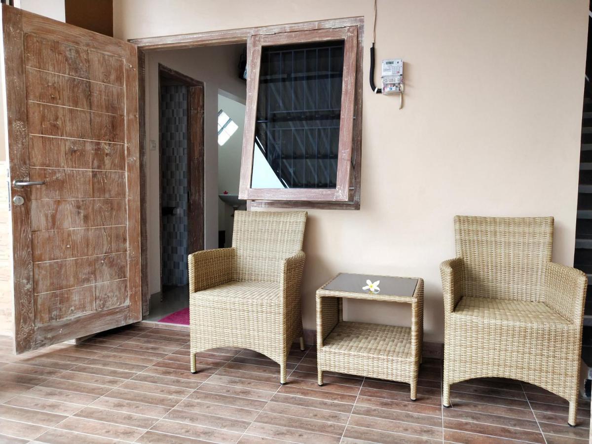 Lidah Lokal Guest House Singaraja エクステリア 写真